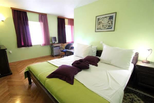 Rooms Base Spalato Esterno foto